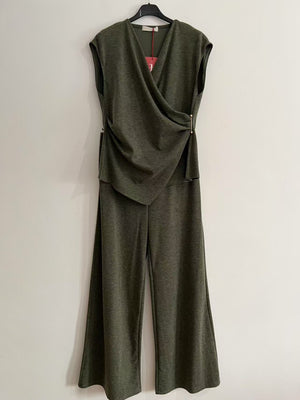 Conjunto top corchete verde caqui