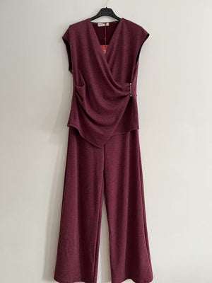 Conjunto top corchete burdeos