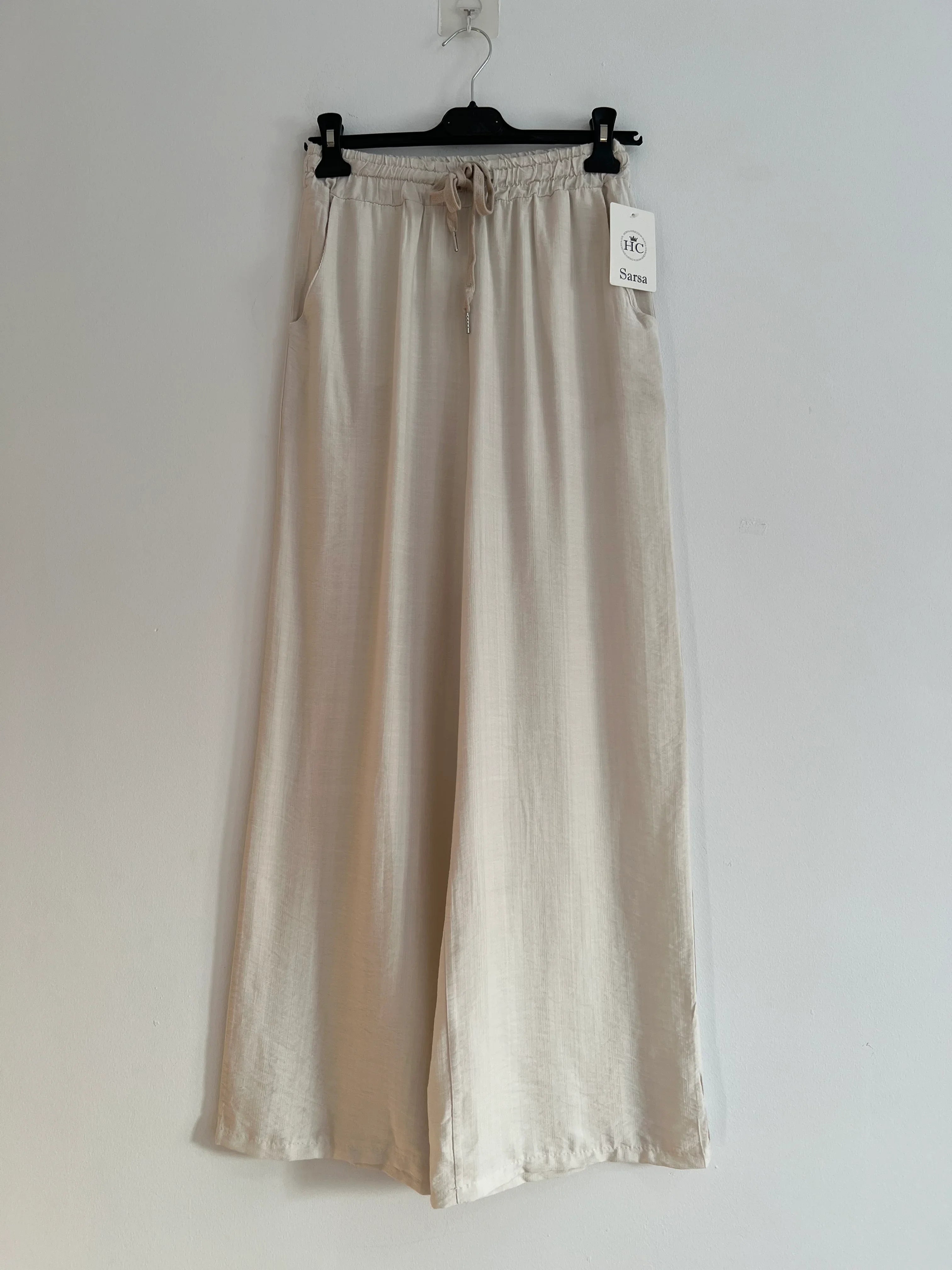 Pantalón largo beige