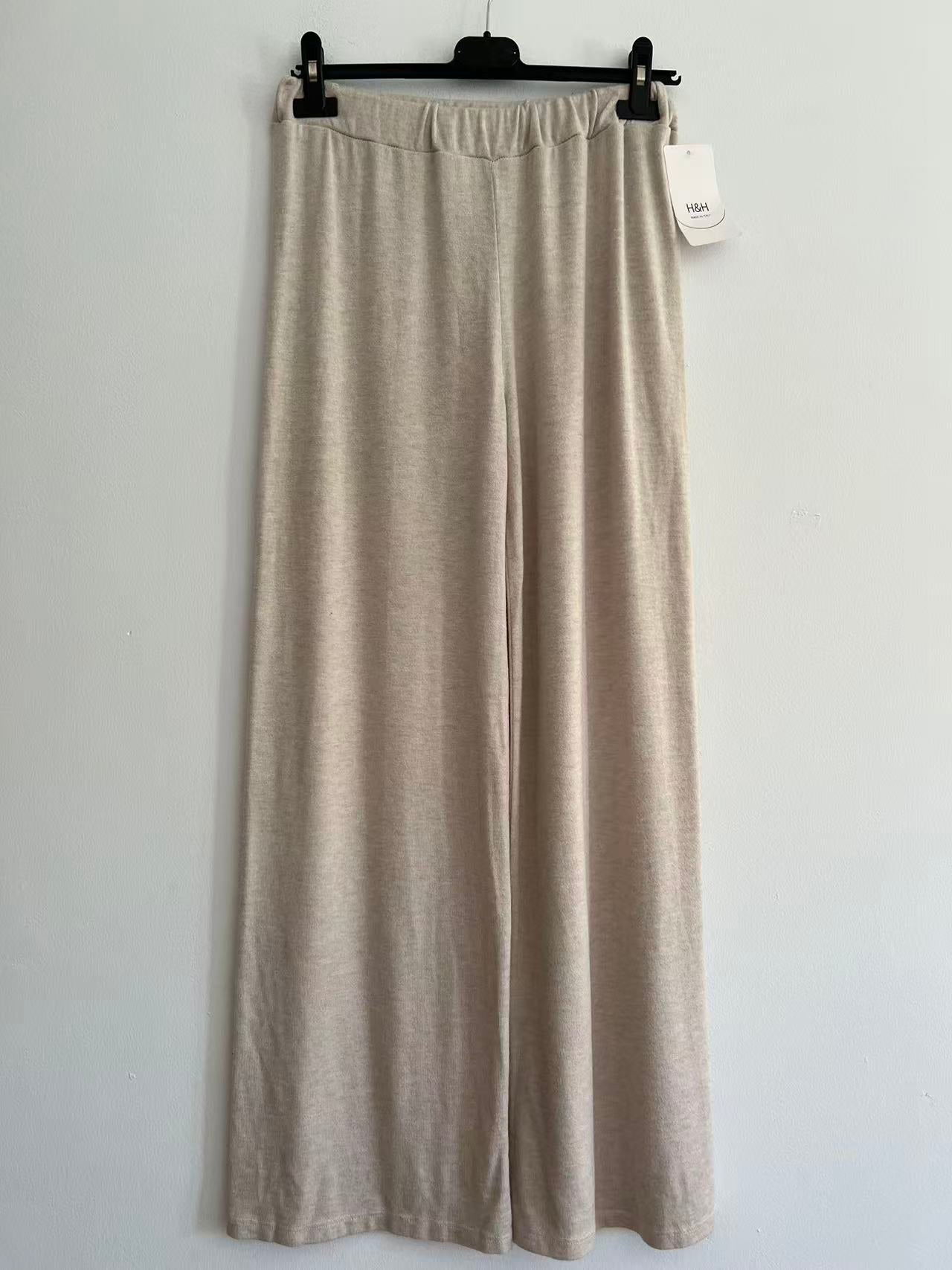 Pantalón punto básico beige