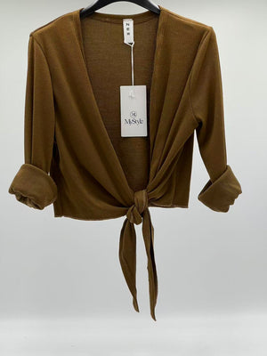 Rebeca corta mostaza