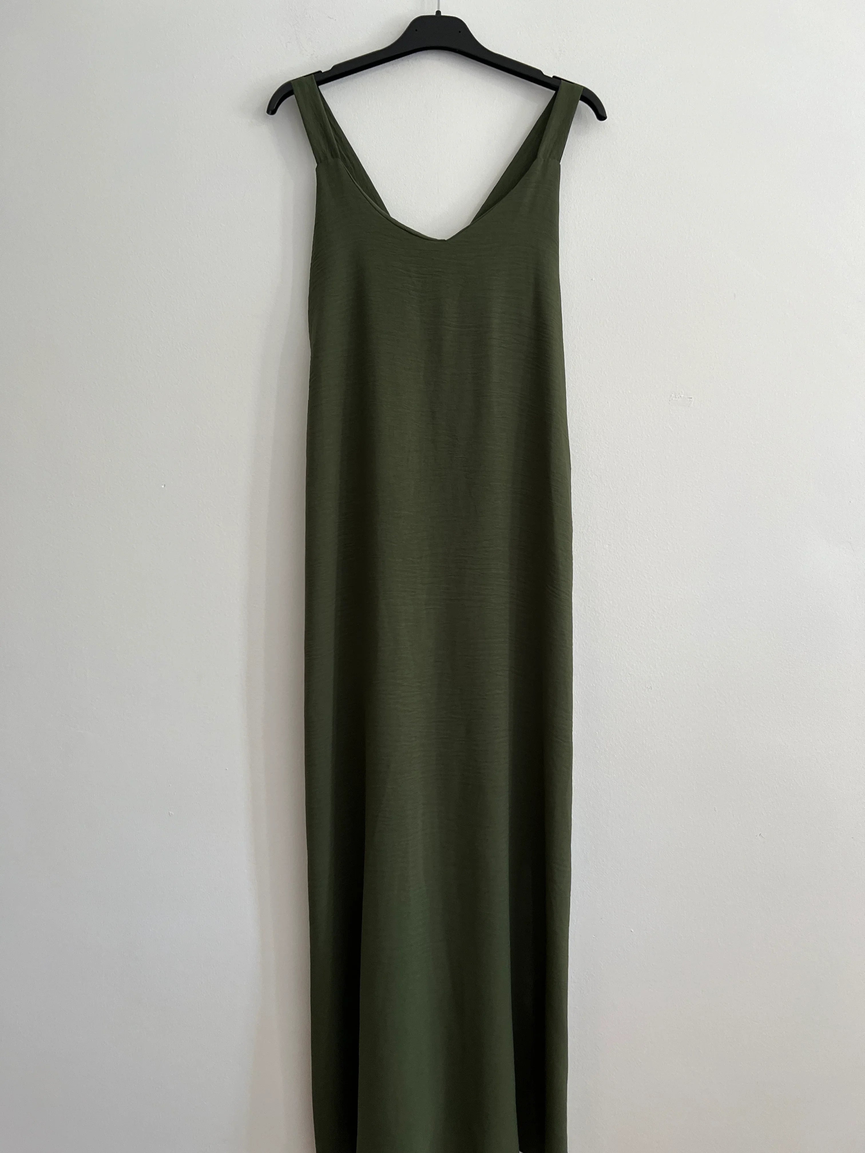 Vestido tirantes liso