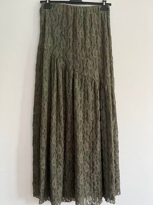 Falda larga encaje verde caqui
