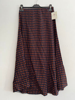 Falda larga lunares marino