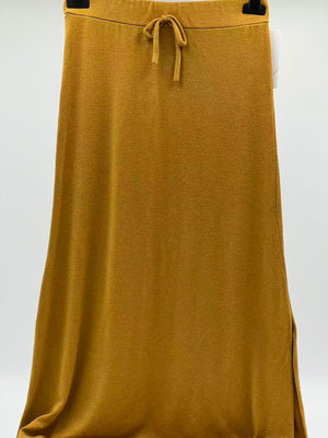 Falda larga punto mostaza