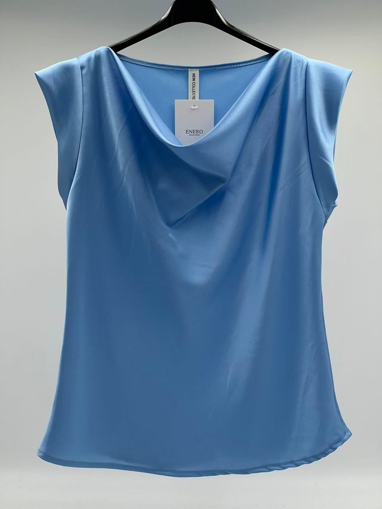 Blusa de Cuello Drapeado con Textura Satinada