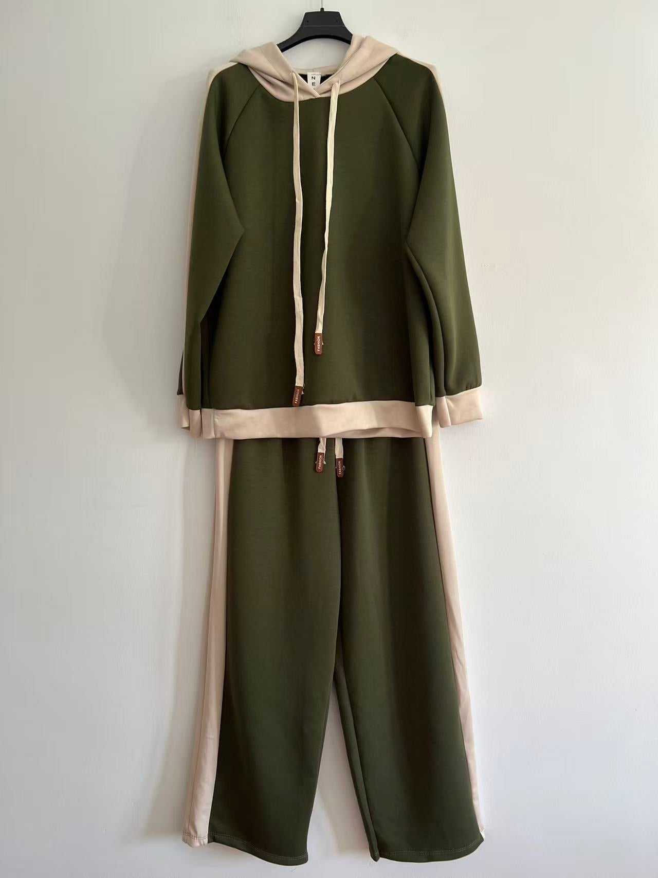 Conjuntos chandal verde caqui