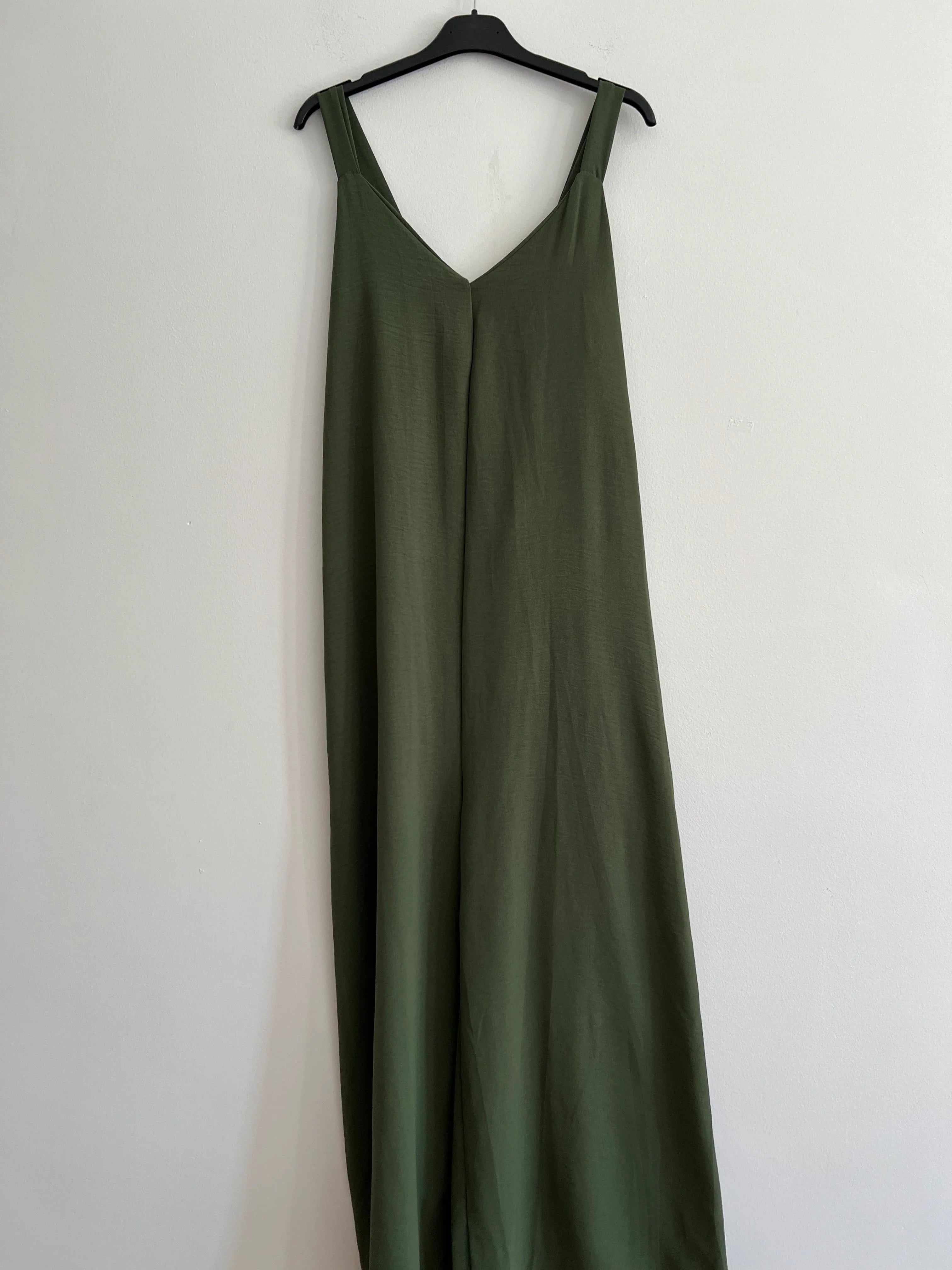 Mono largo verde caqui