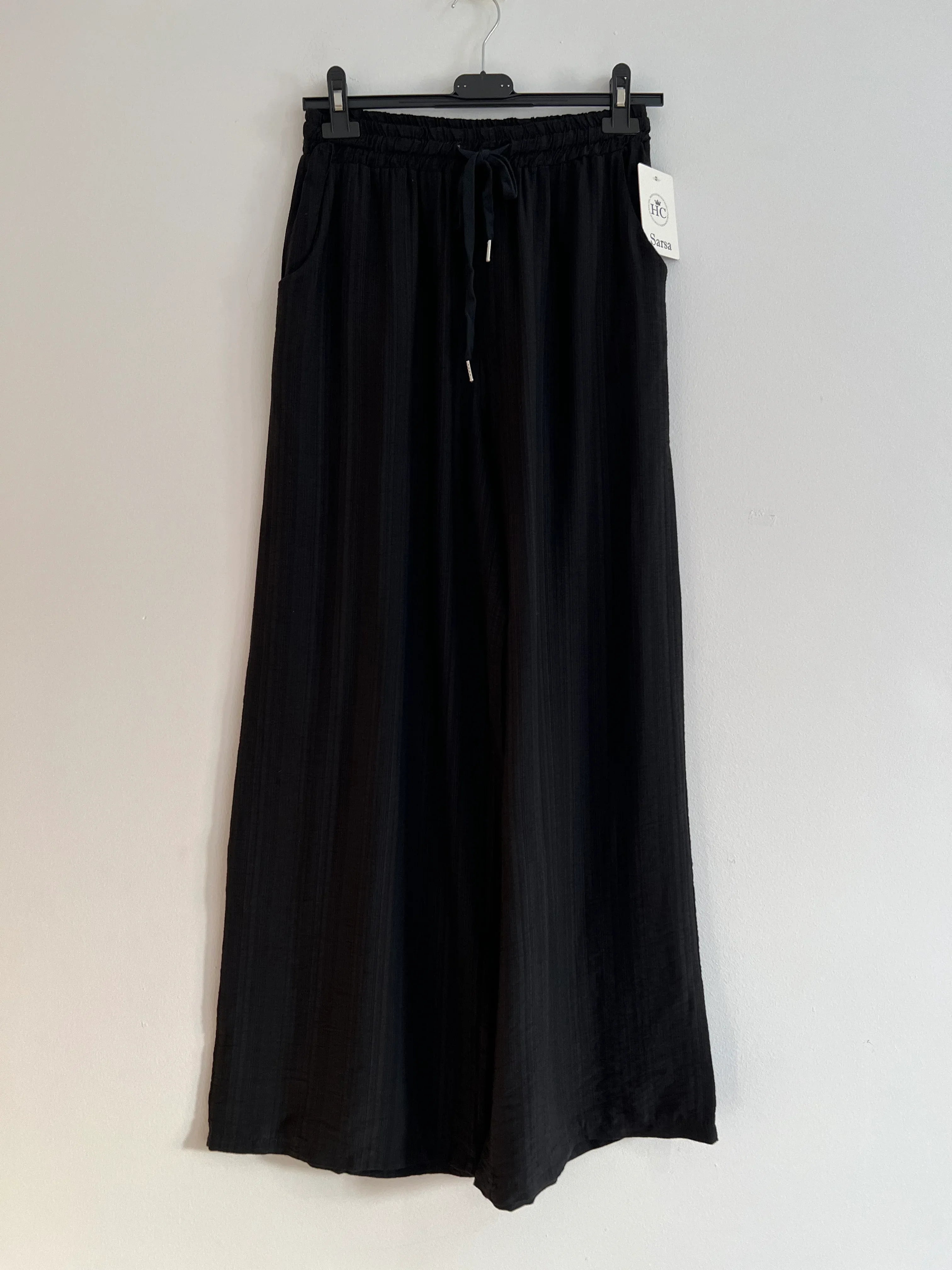 Pantalón largo negro