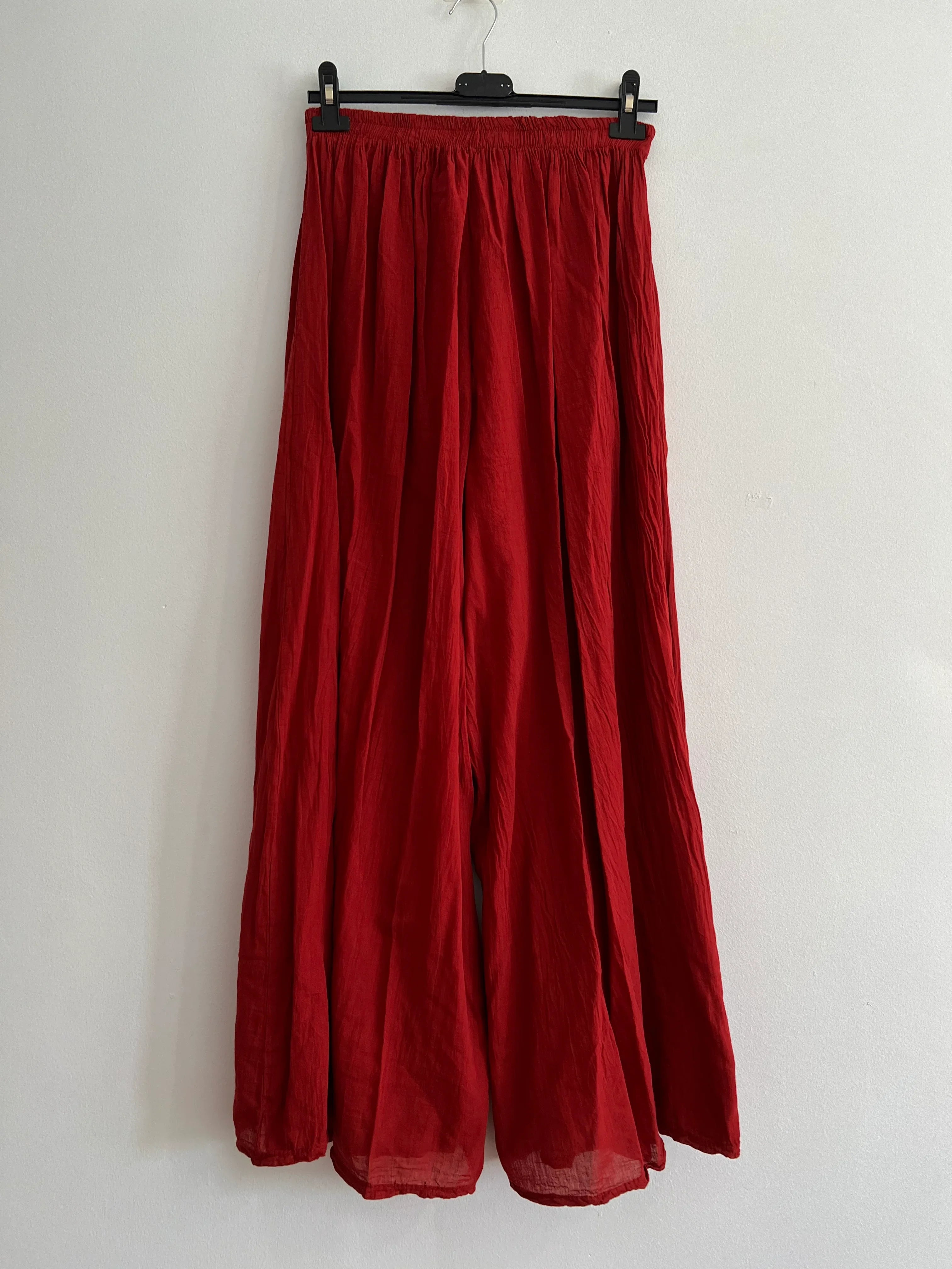 Pantalón ancho fino