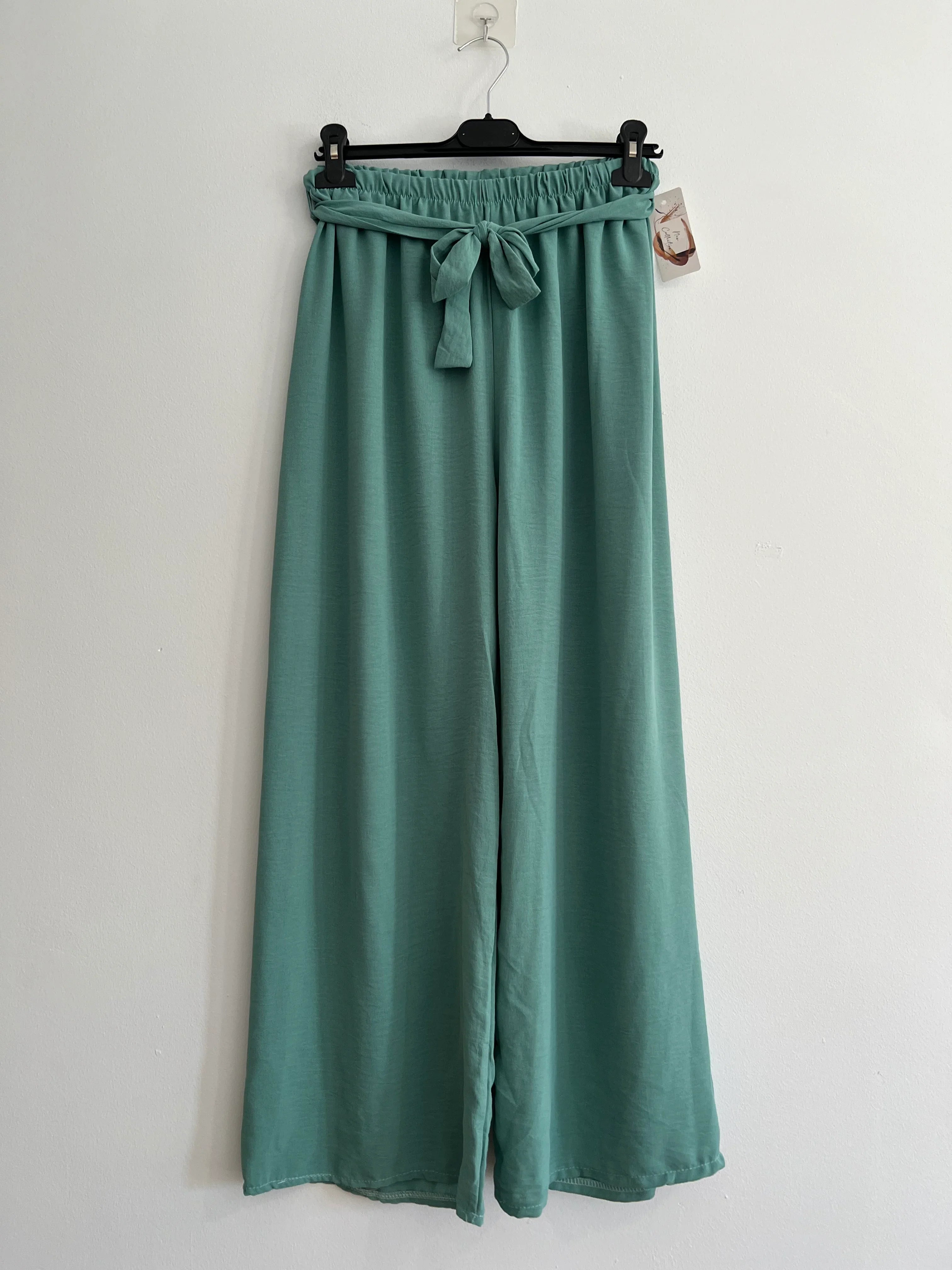 Pantalón pirata verde agua