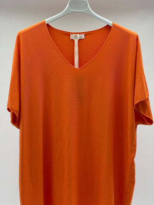 Camiseta pico naranja