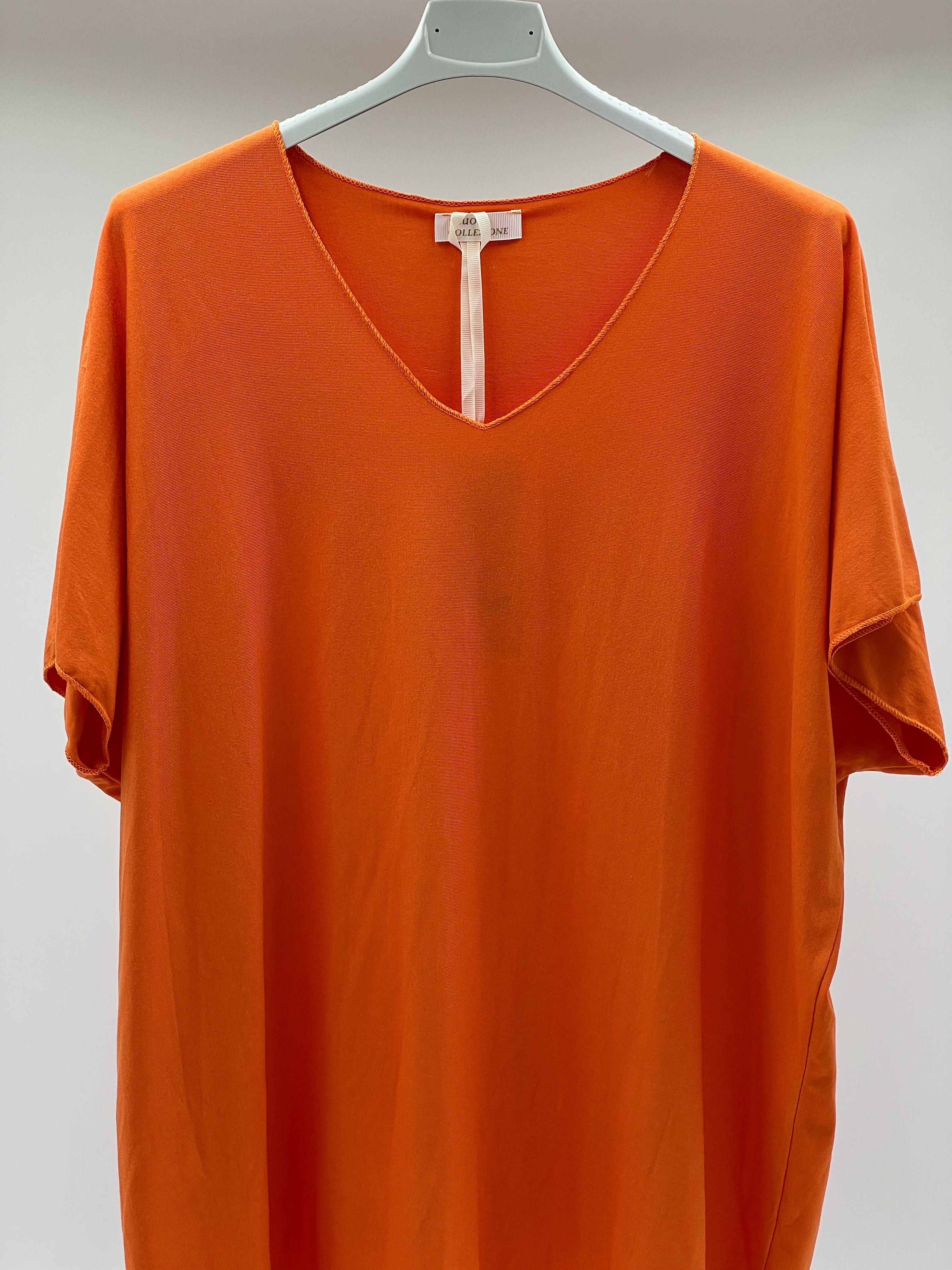 Camiseta pico naranja