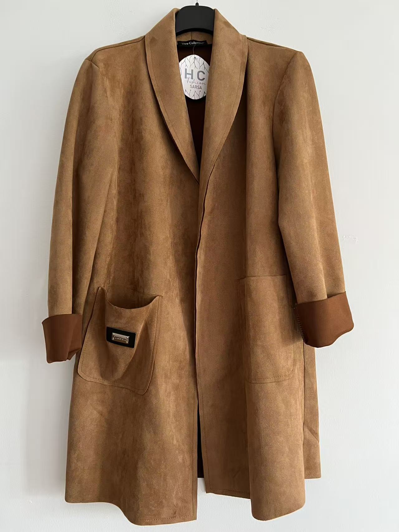 Gabardina antelina lisa camel oscuro