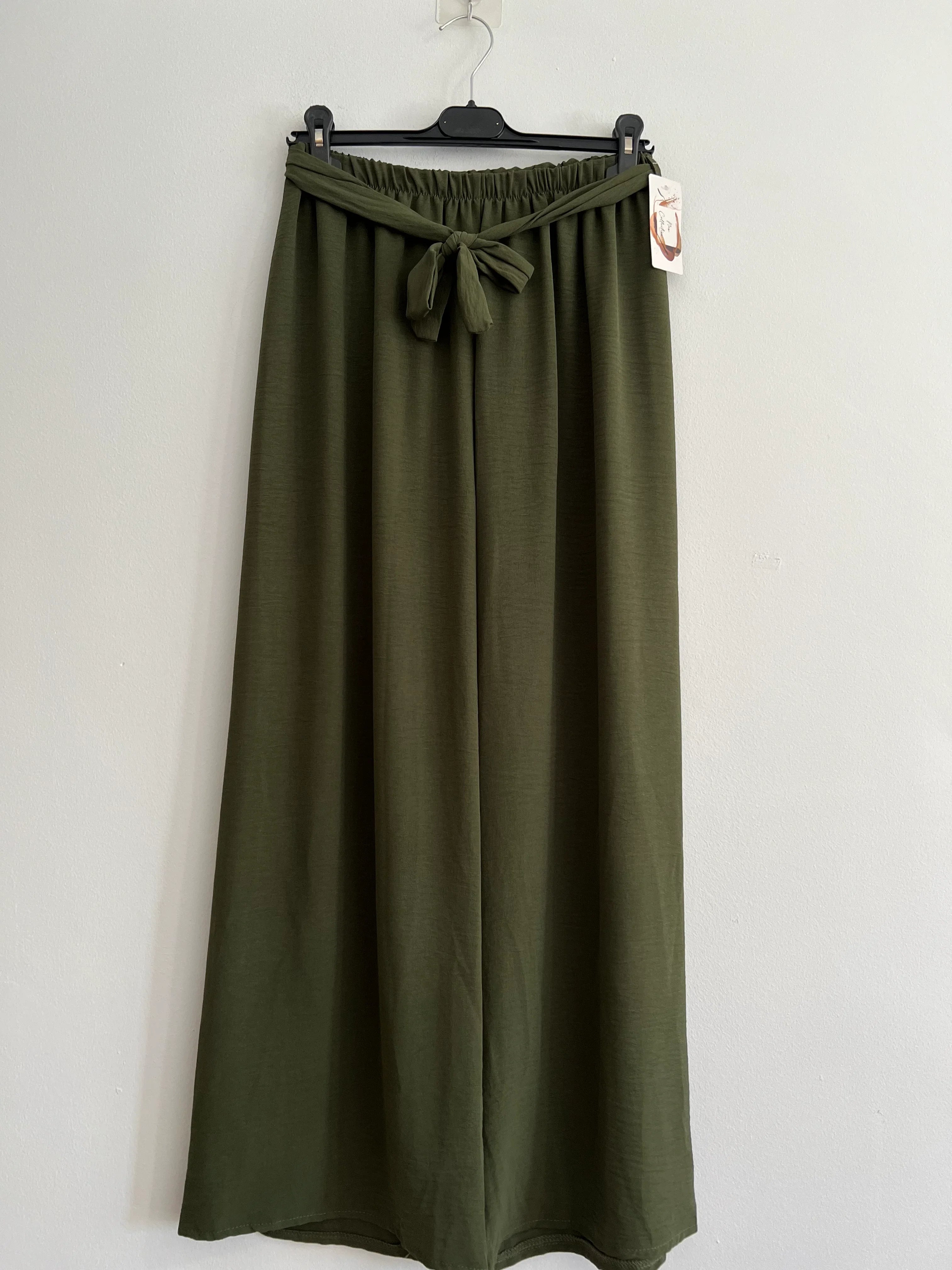 Pantalón pirata verde caqui
