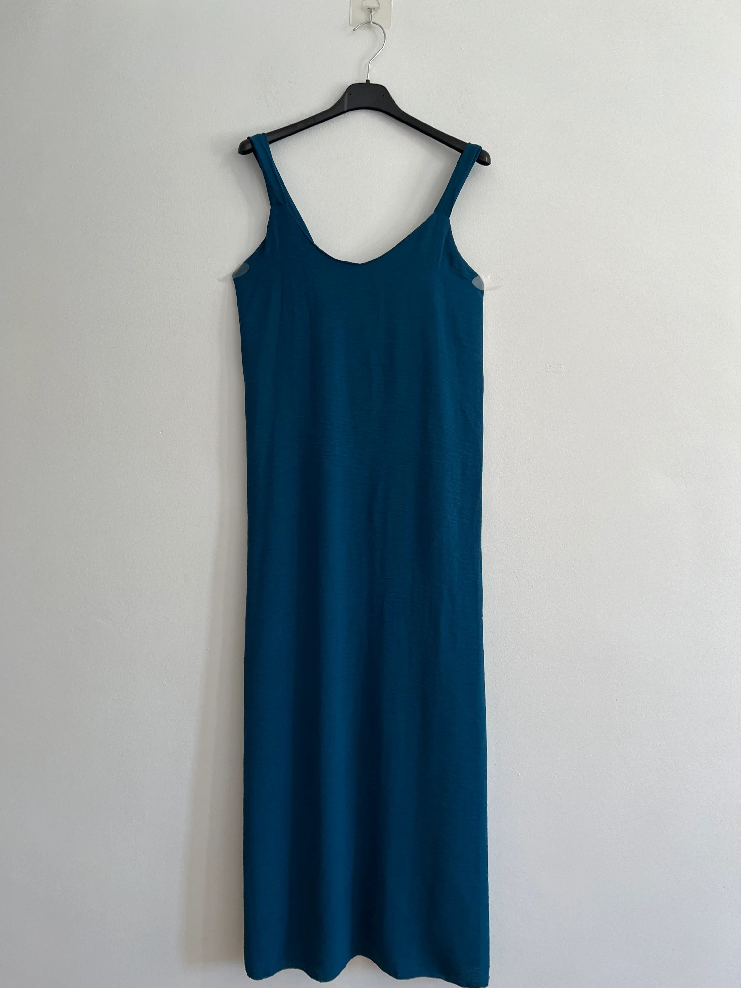 Vestido tirantes liso