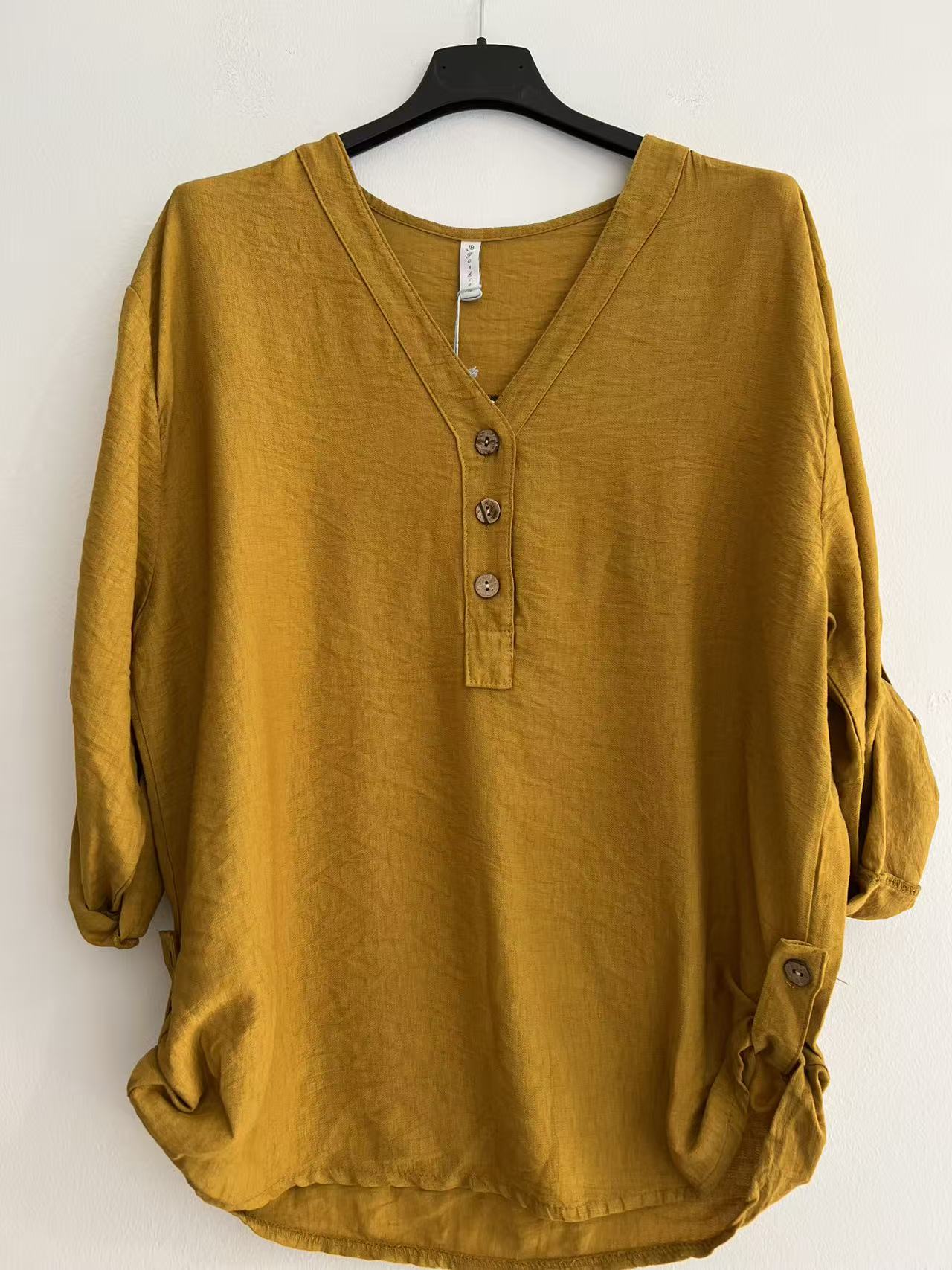 Blusa cuello pico larga mostaza