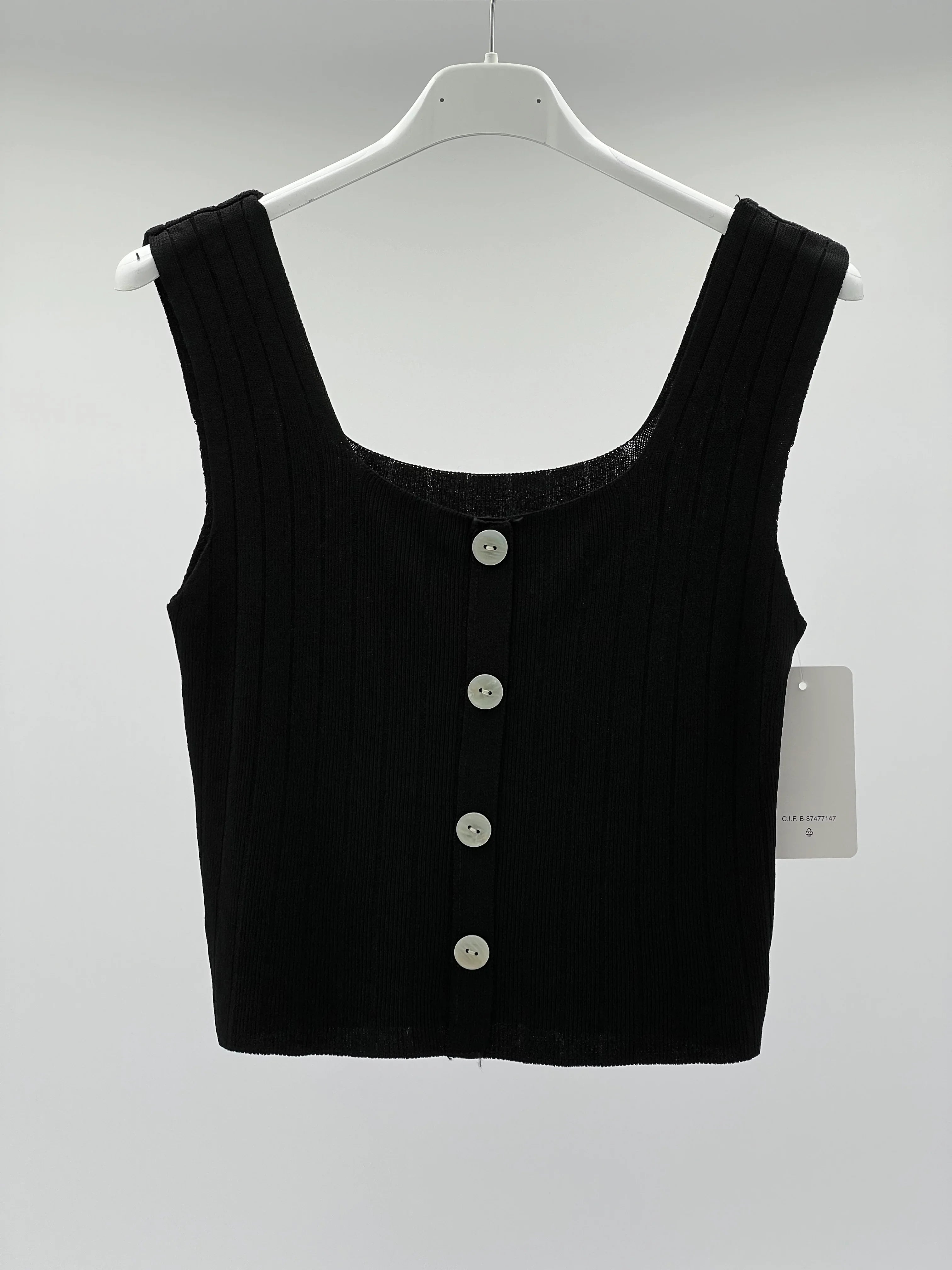 Top tirantes negro