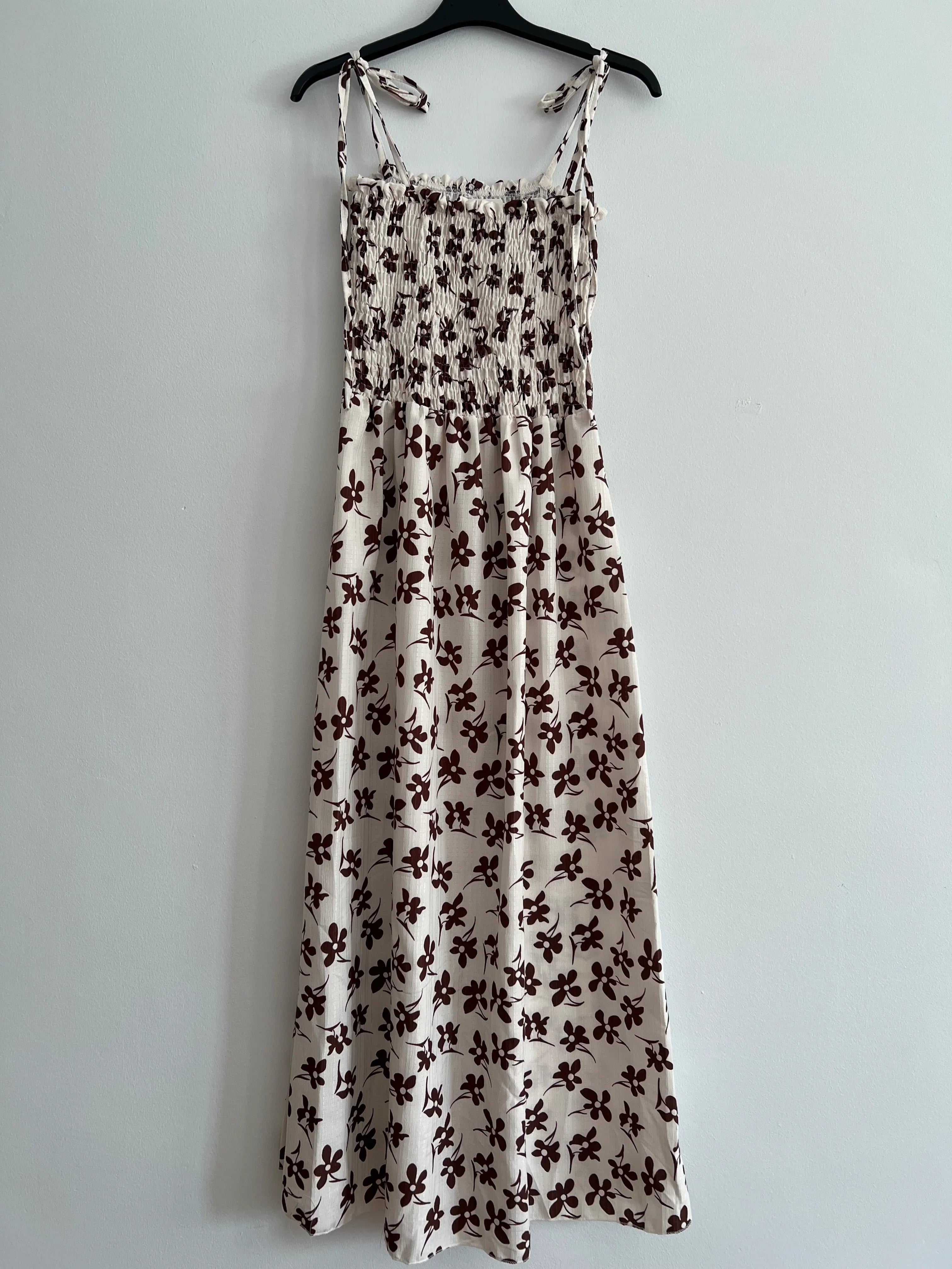 Vestido largo tirantes florecita