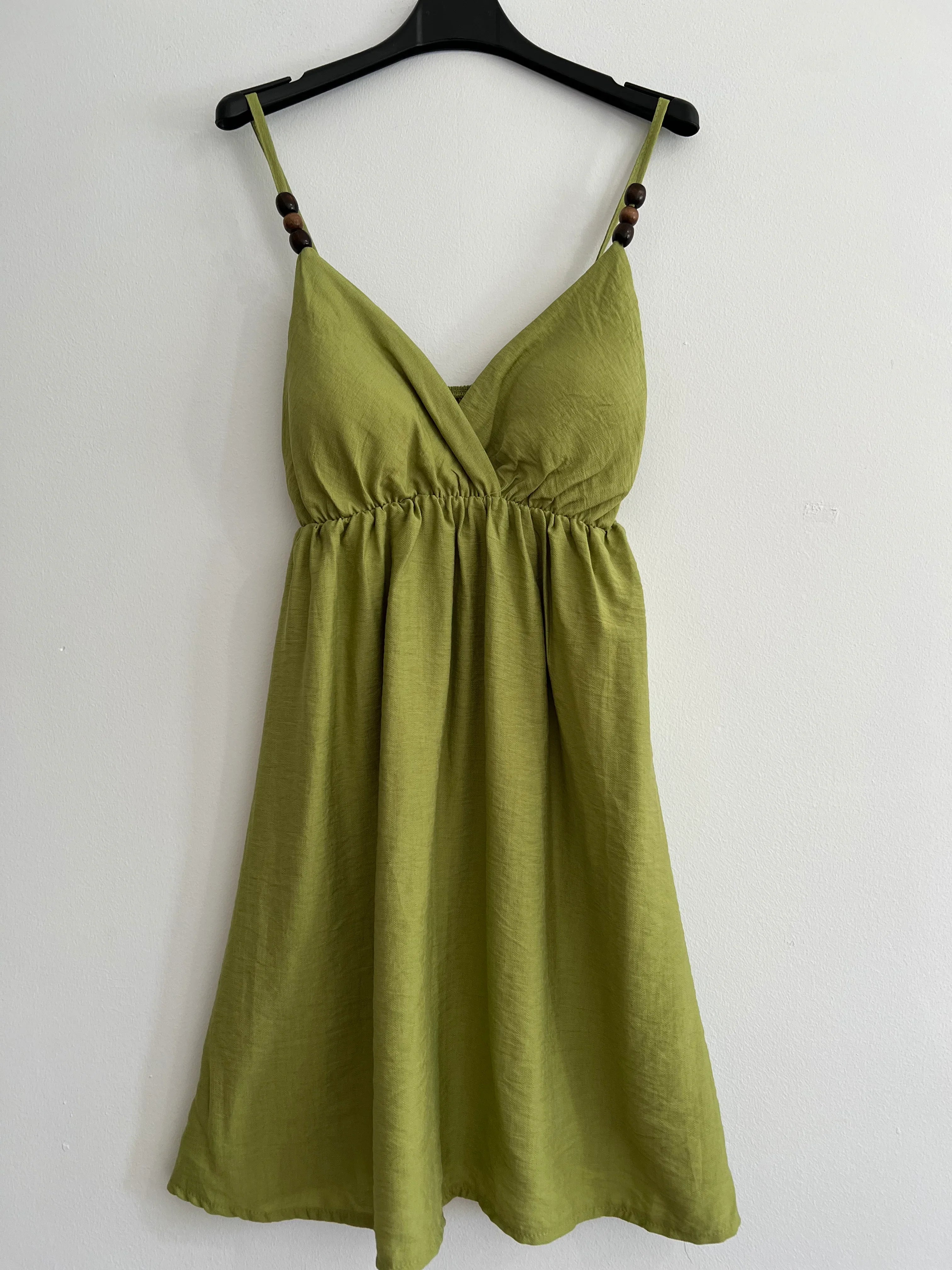 Vestido midi verde pistacho
