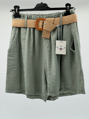 Pantalón corta verde caqui