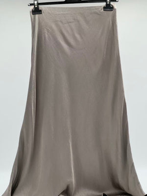Falda raso larga taupe