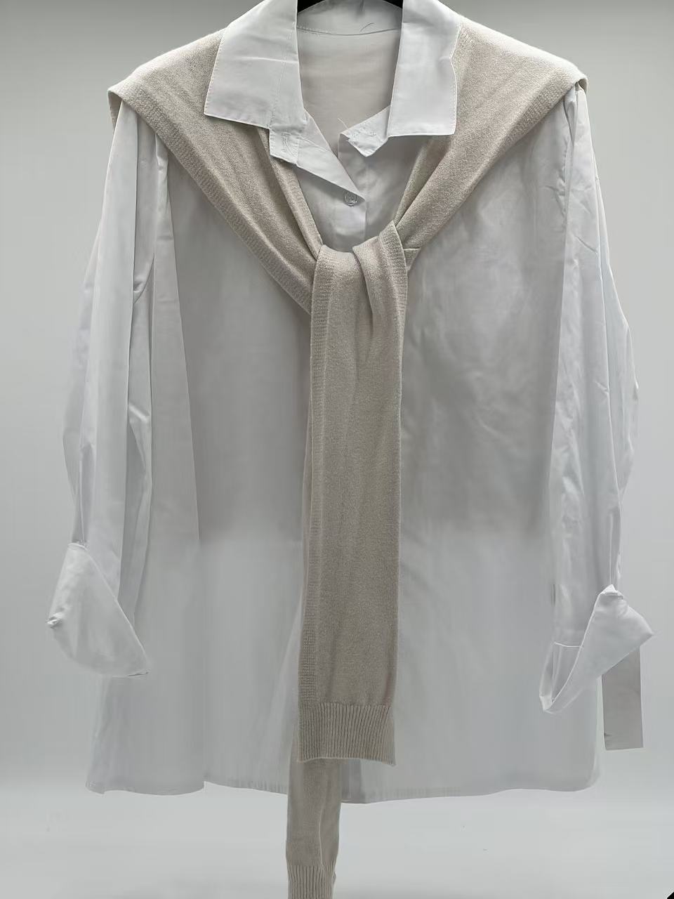 Camisa de Algodón con Capa de Punto Beige