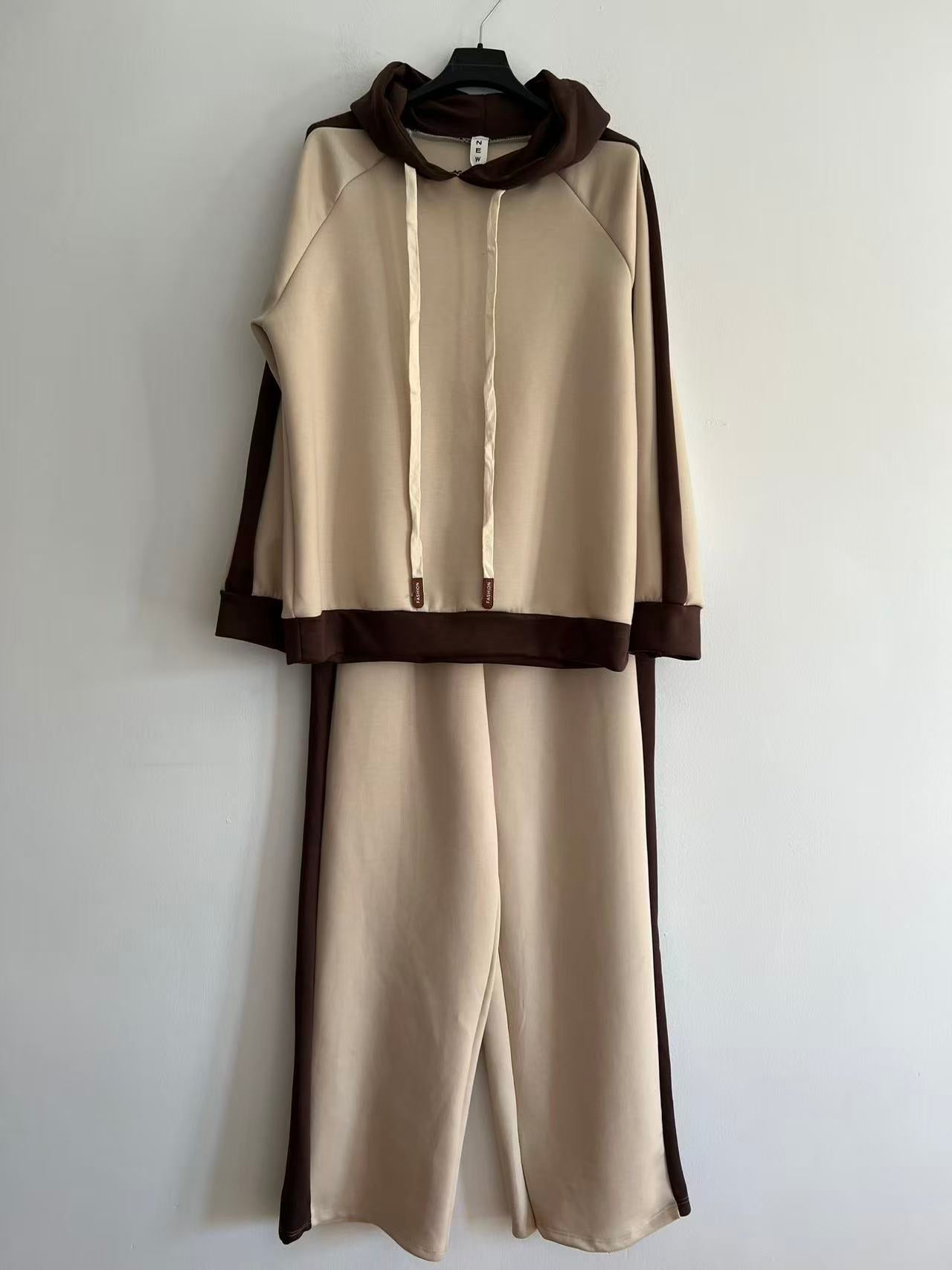 Conjuntos chandal beige