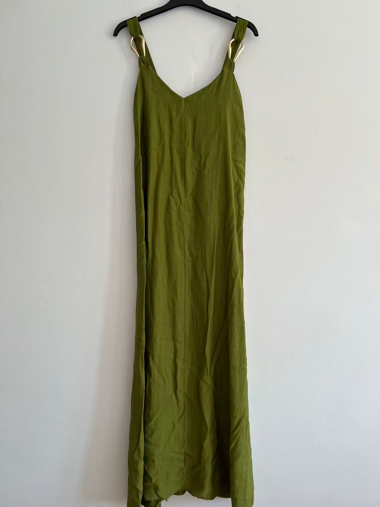 Vestido Largo Fluido de Tirantes con Anillas Metálicas