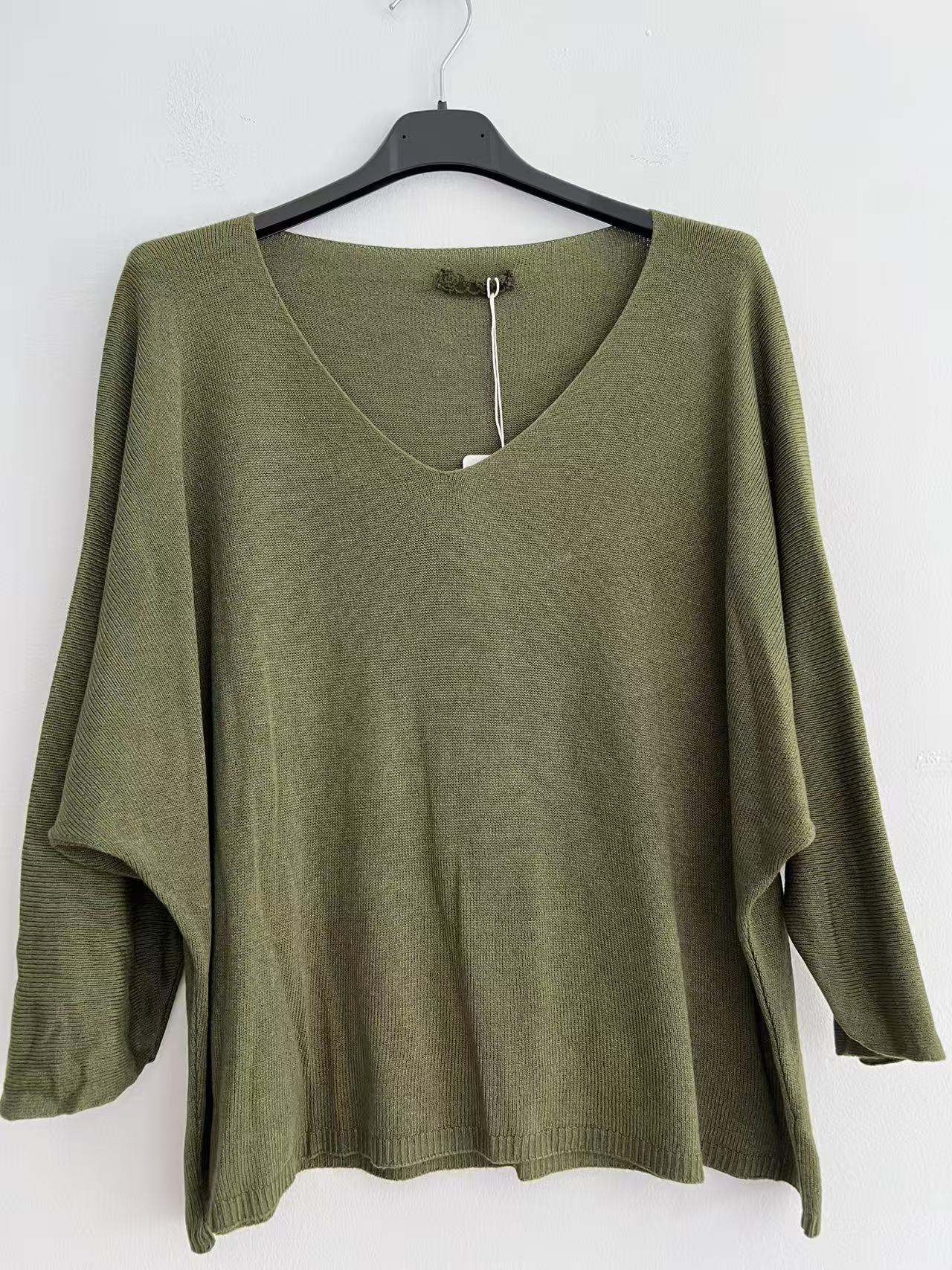 Blusa de puntos verde militar