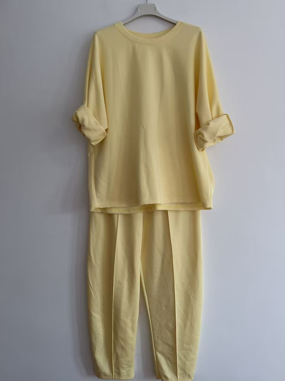 Conjunto de Punto Soft Viscosa - Dos Piezas con Pantalón Ajustable