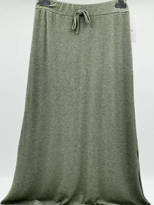 Falda larga punto verde caqui