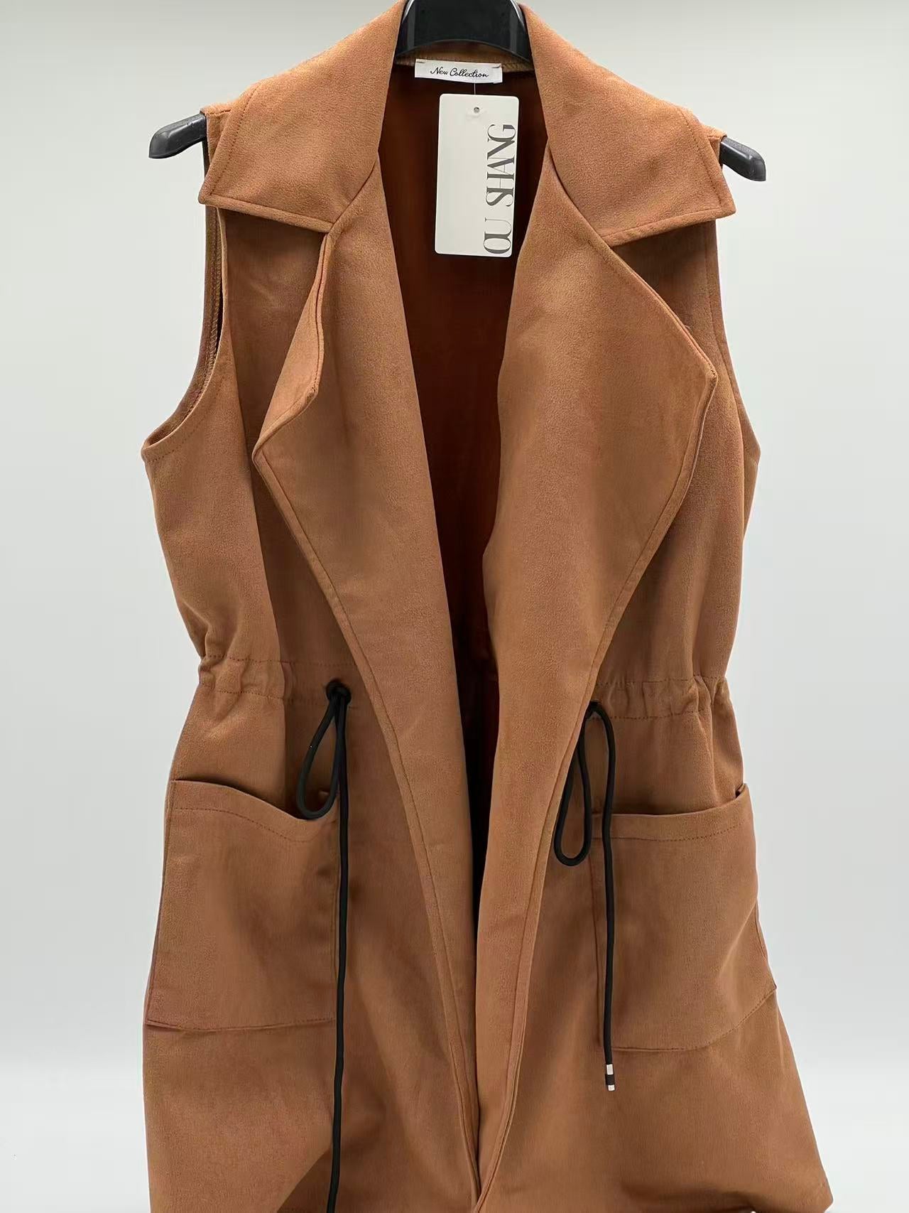 Chaleco antelina liso camel