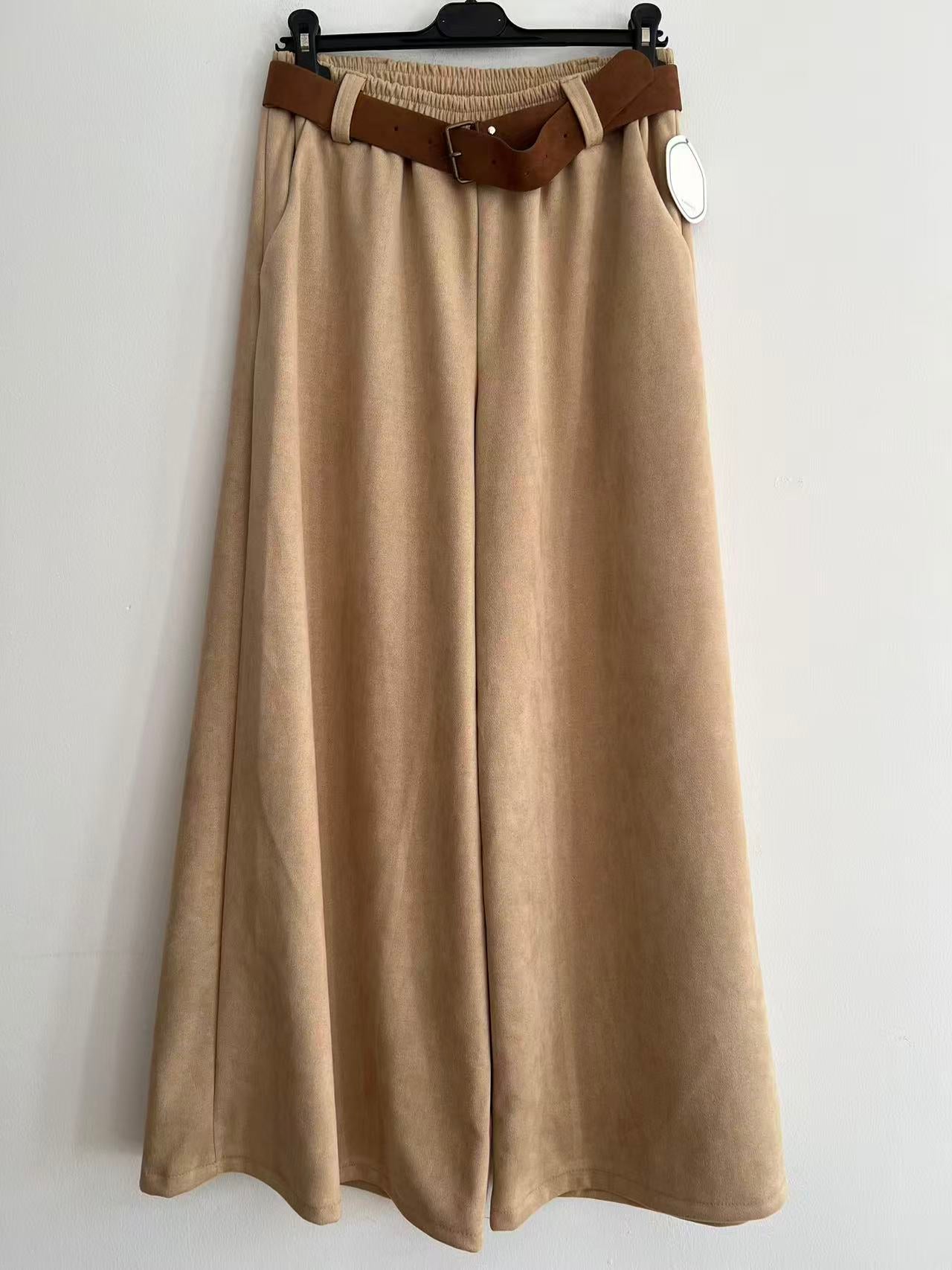 Pantalón antelina ancha