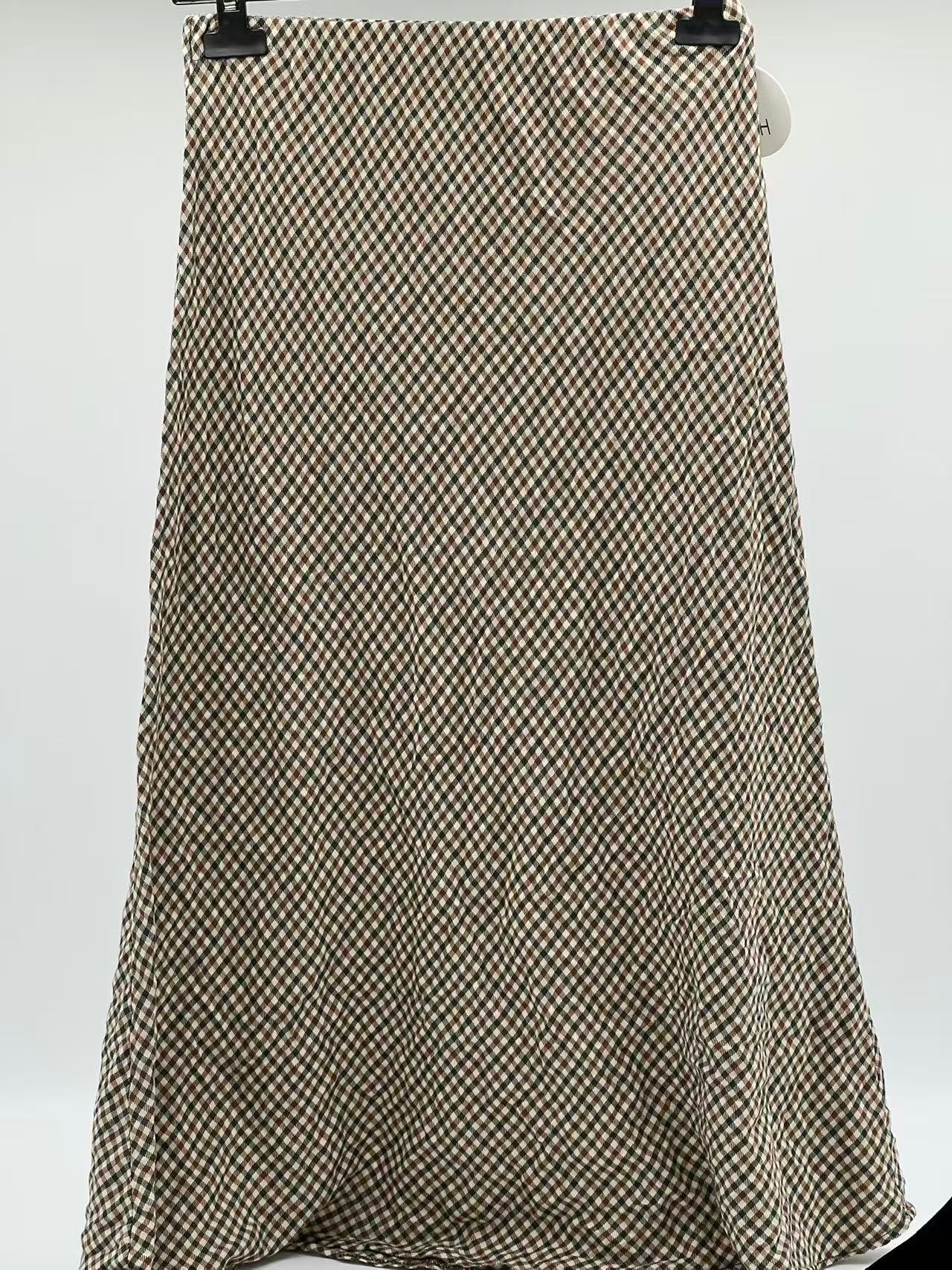 Falda cuadra larga verde caqui