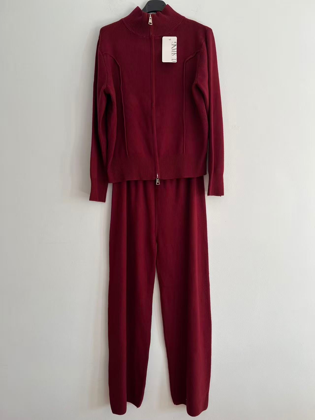 Conjunto de punto con cremallera