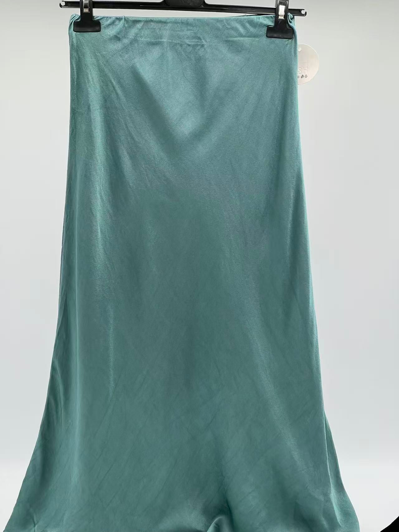 Falda raso larga verde agua