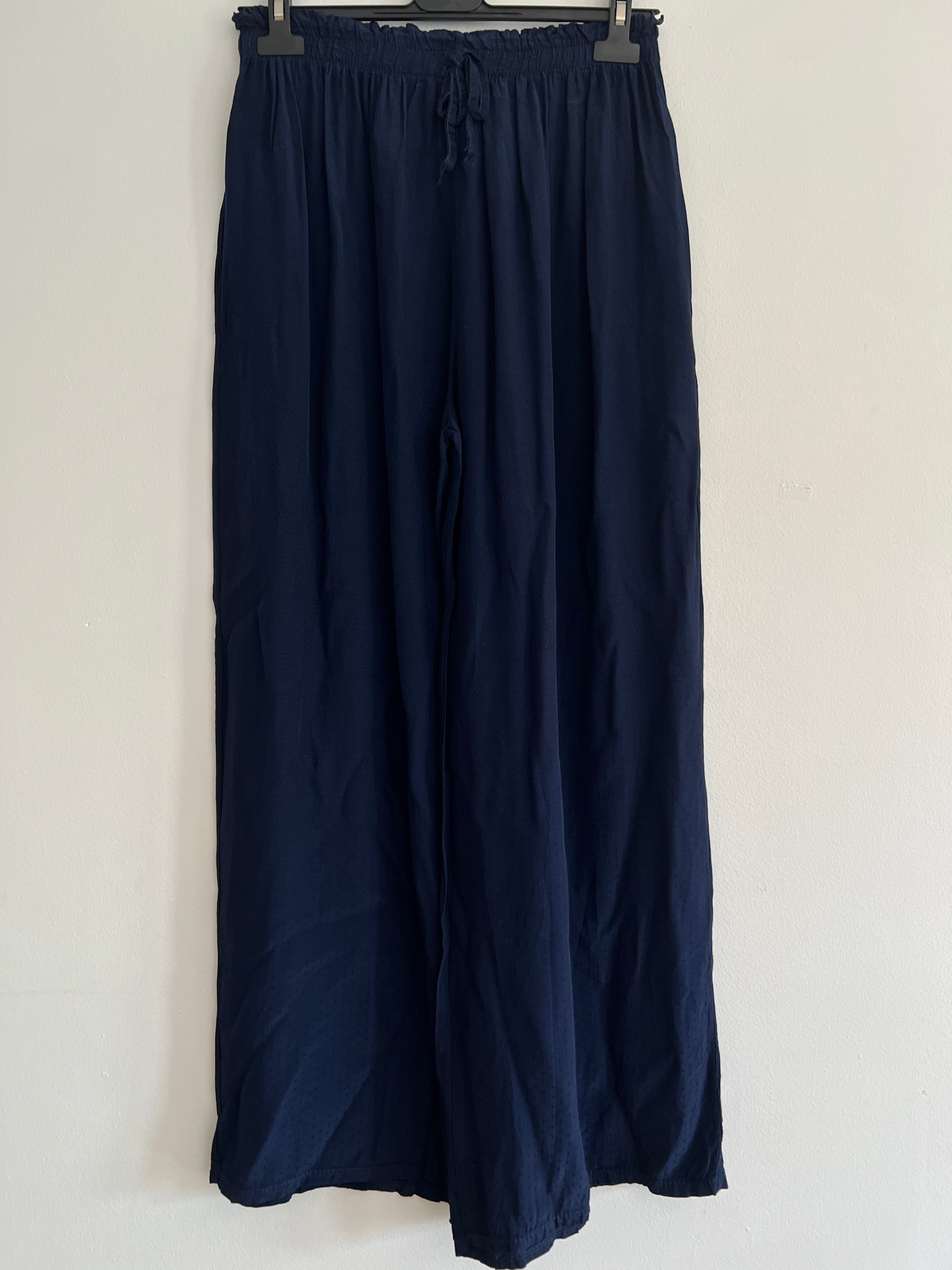 Pantalón Palazzo Fluido con Textura de Micropunto