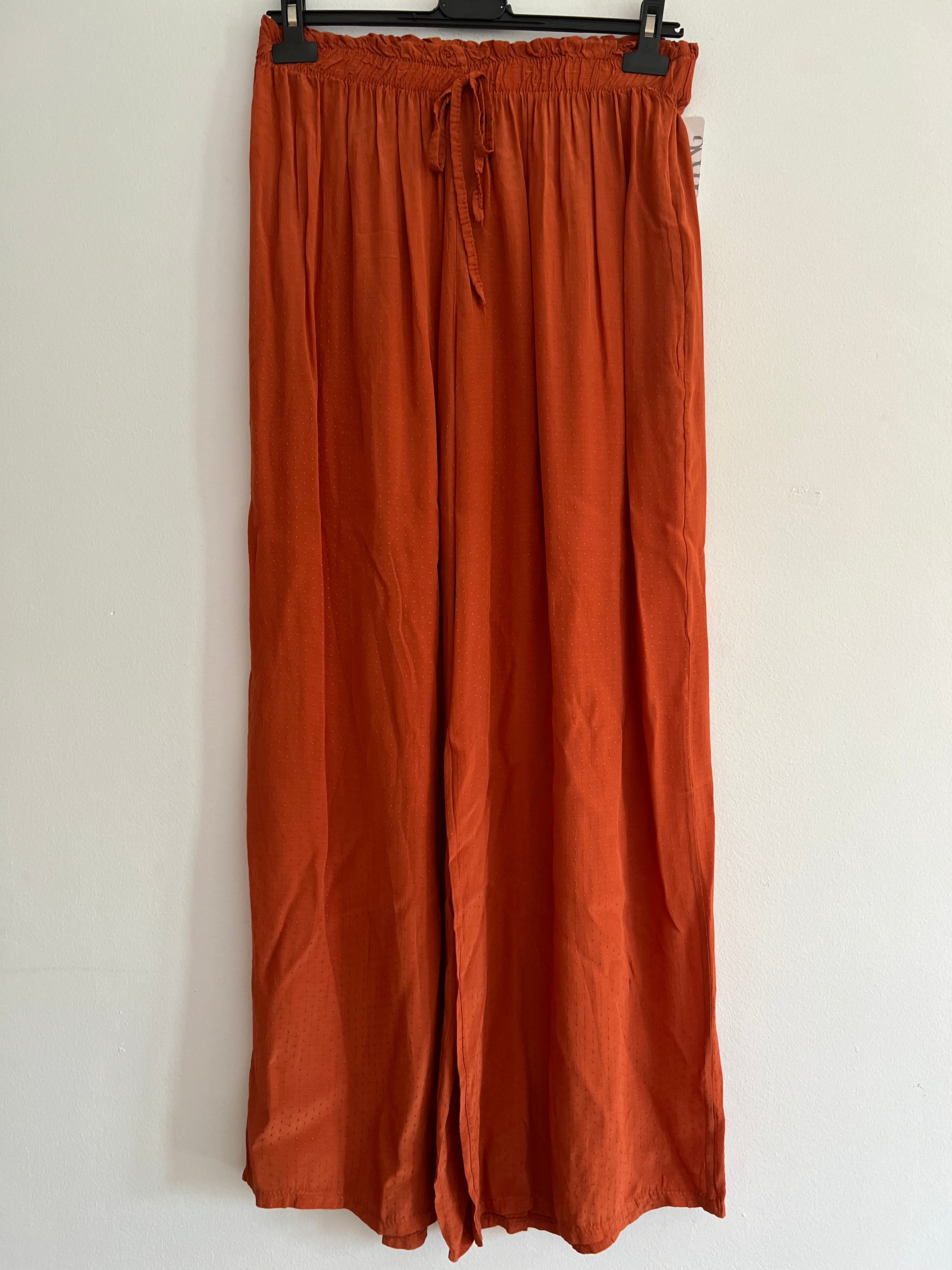 Pantalón Palazzo Fluido con Textura de Micropunto