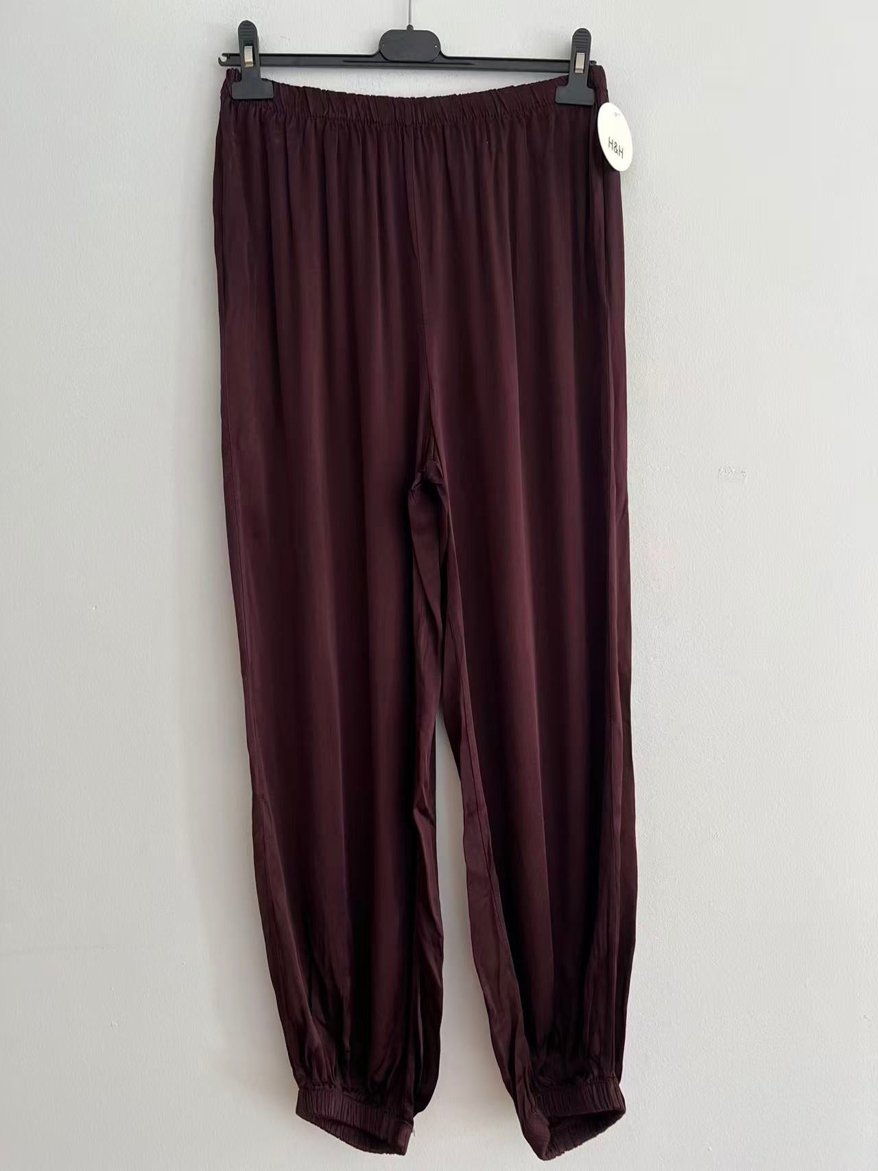 Pantalón largo raso puños burdeos