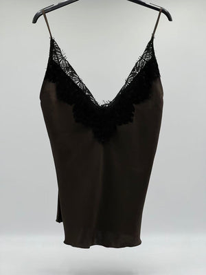 Lencero con encaje marrón 