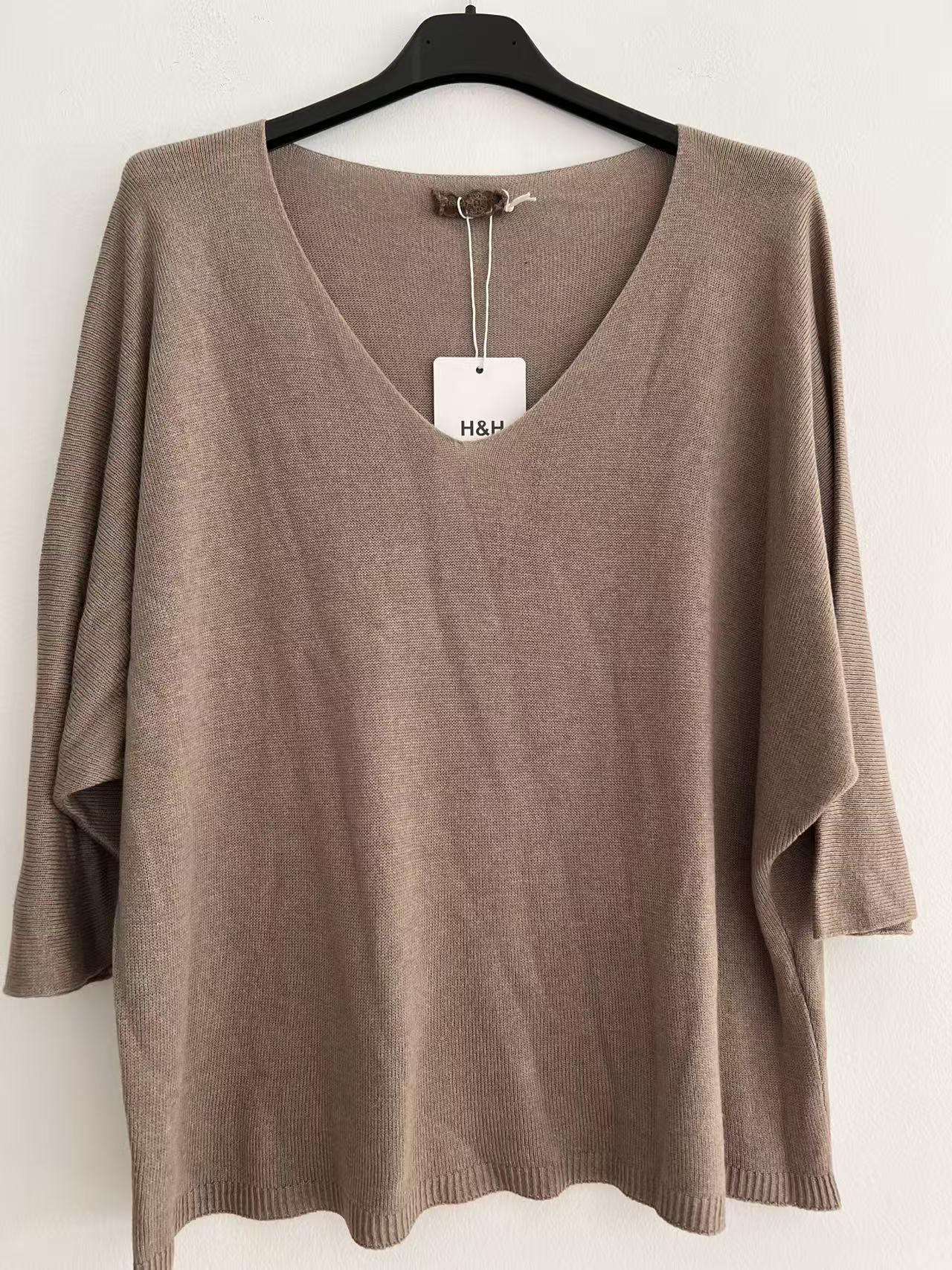 Blusa de puntos taupe clara