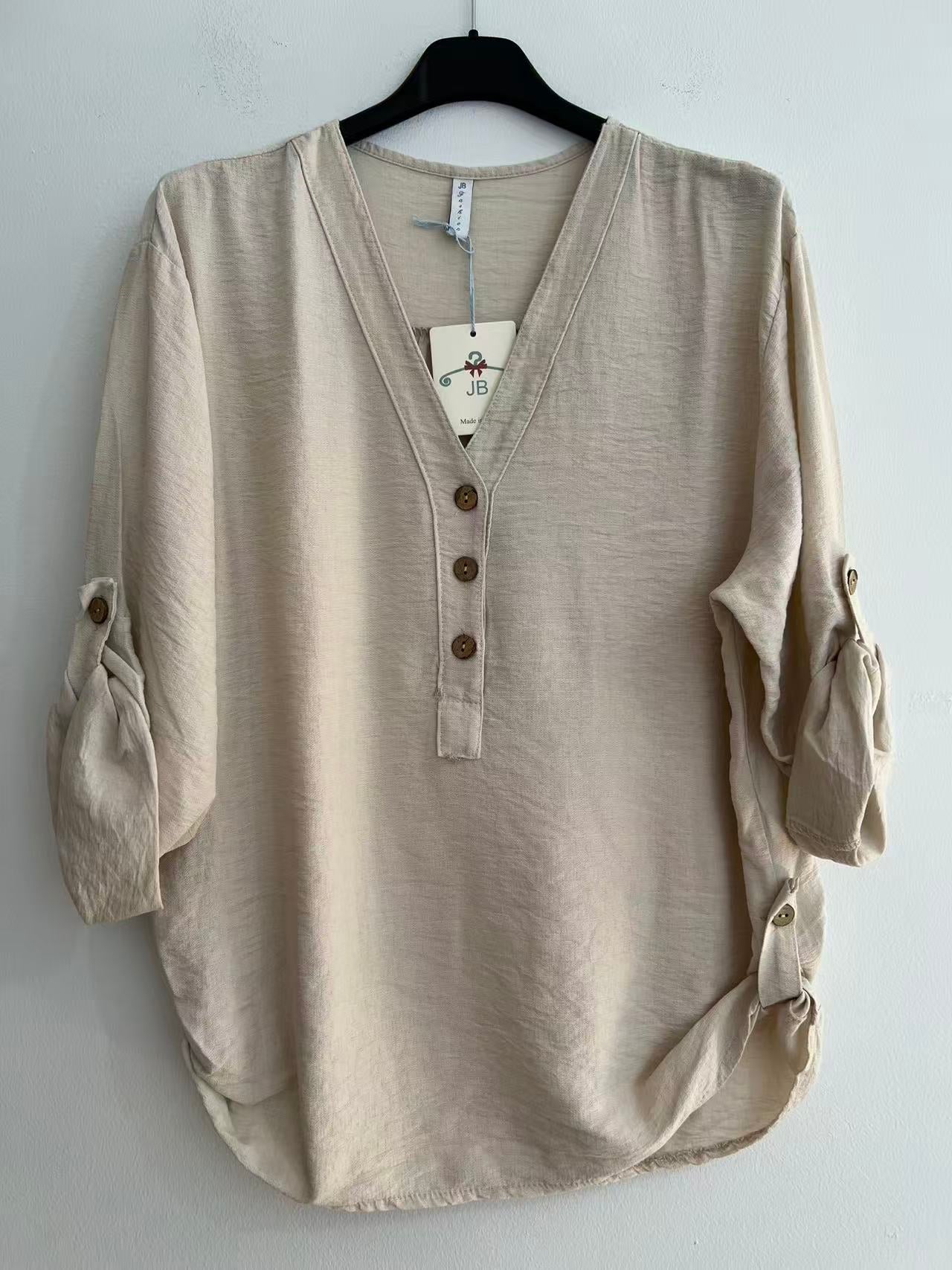 Blusa cuello pico larga biege